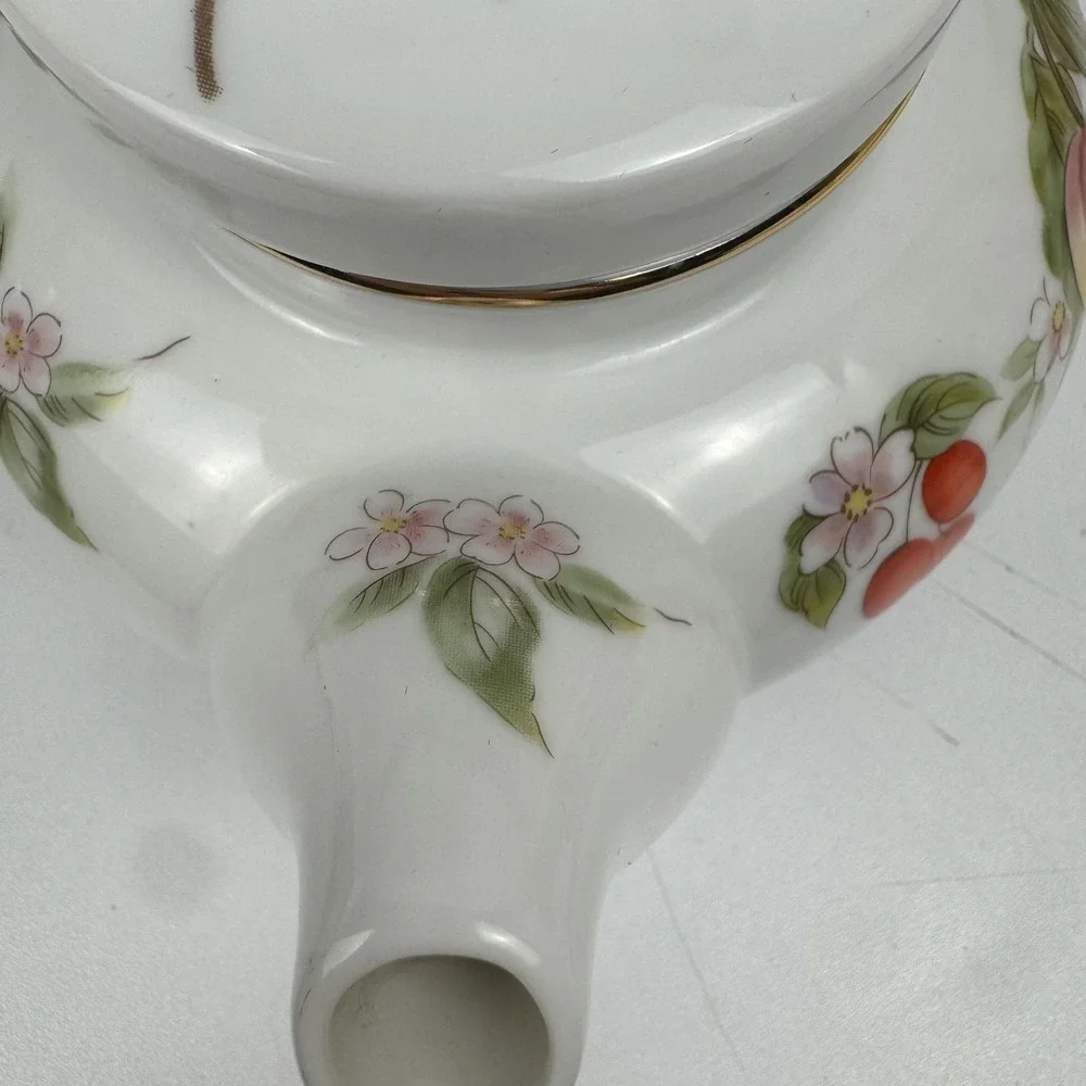Vtg Andrea by Sadek Japan Porcelain Teapot Fruit Floral Cottagecore Tea Pot‎